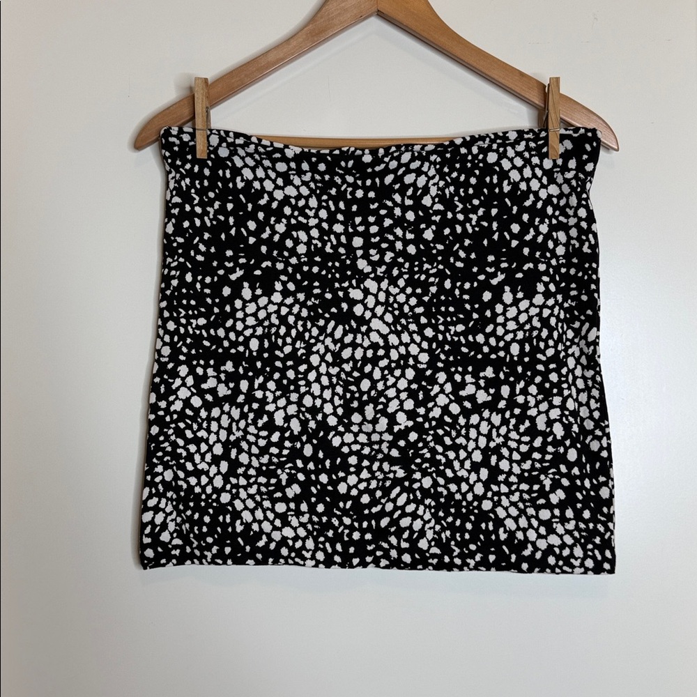 H&M Basics Cheetah Print Skirt